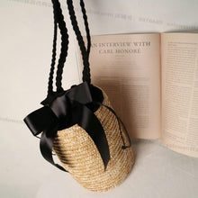 Load image into Gallery viewer, Bucket-shaped Cute Straw Bag