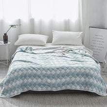 Load image into Gallery viewer, Luxury cotton Summer Quilt